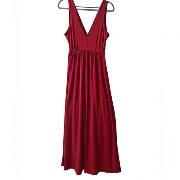 Red Sleeveless V-Neck Maxi Dress Ideal for party - Picture 3 of 6